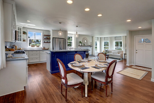 Kitchen and Dining Area - 5813 E I St