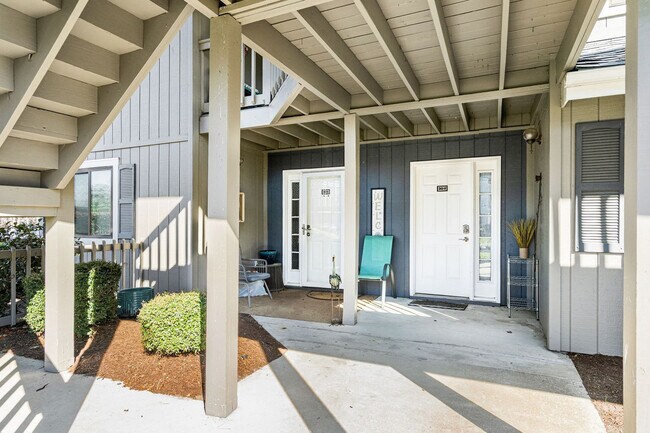 Building Photo - 1890E Auburn Ln