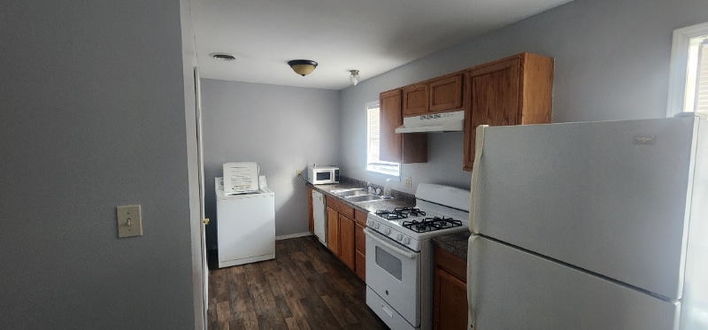 Building Photo - 416 E K St