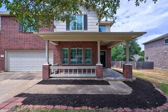 Building Photo - 16608 Shipshaw River Dr
