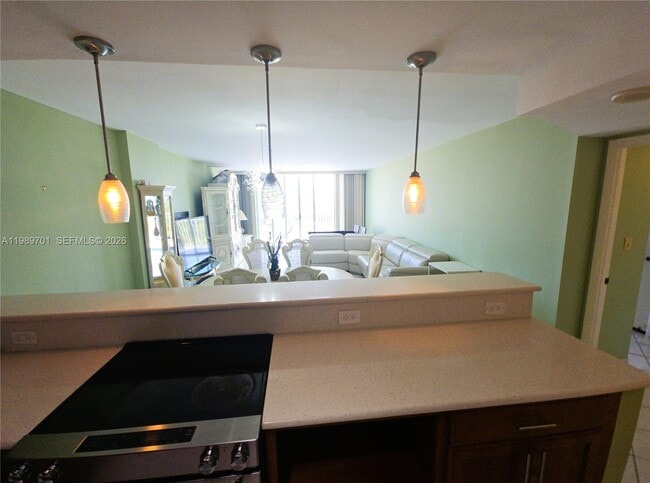 Building Photo - 2851 NE 183rd St