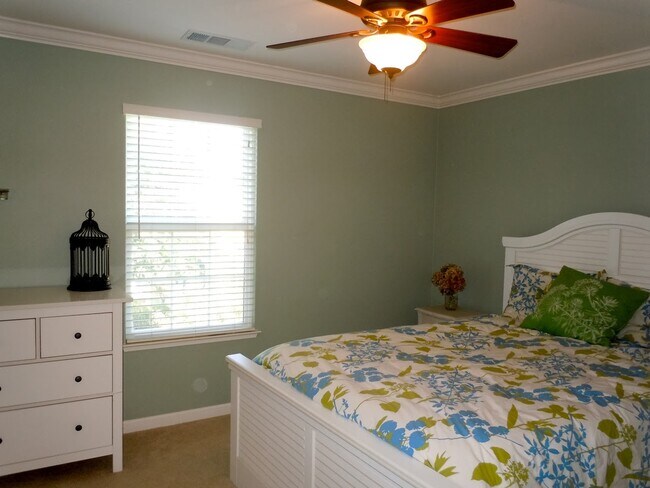 Building Photo - 4090 Callaway Pl