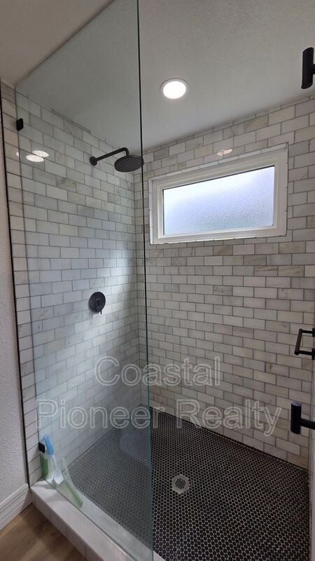 Building Photo - 5420 29th Ave S