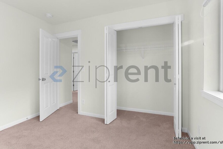 Building Photo - 5070 Wesley Ave SE