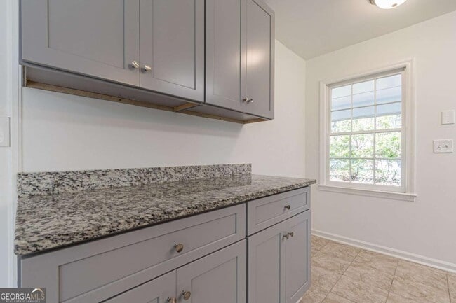 Building Photo - 926 Live Oak Ct