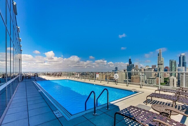 Building Photo - 1629 S Prairie Ave