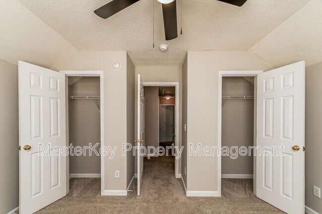 Building Photo - 104 Taylor Glen Dr
