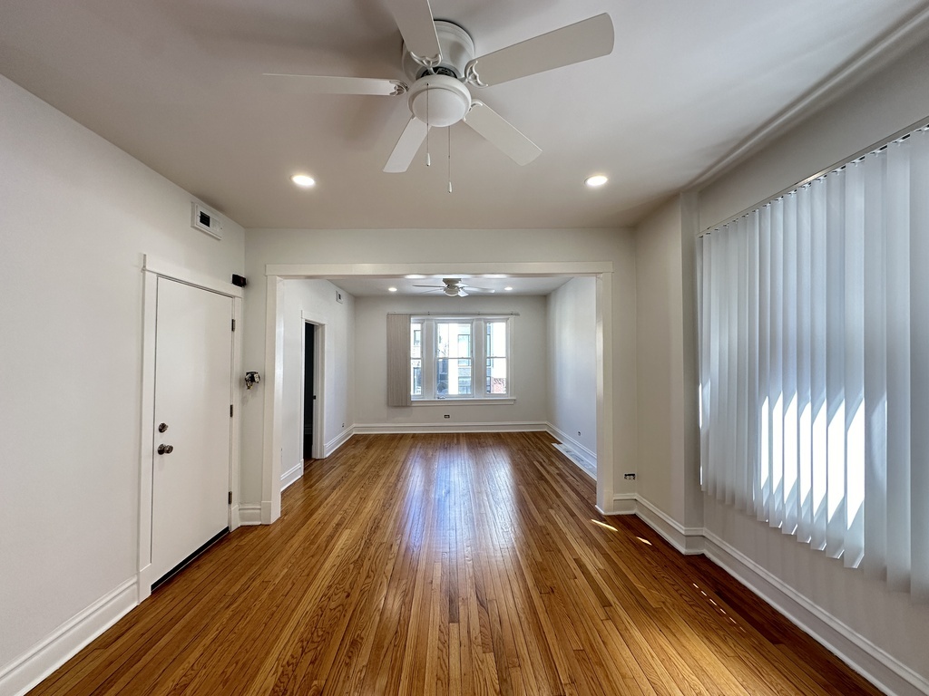 Building Photo - 3713 W Belmont Ave