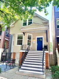 Building Photo - 3646 N Damen Ave