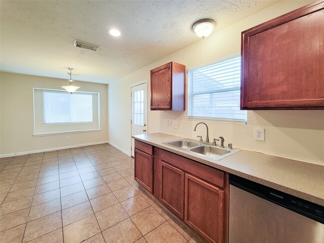 Building Photo - 21522 Stonecross Terrace Ln