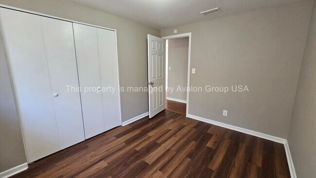 Building Photo - 7957 Jaguar Dr