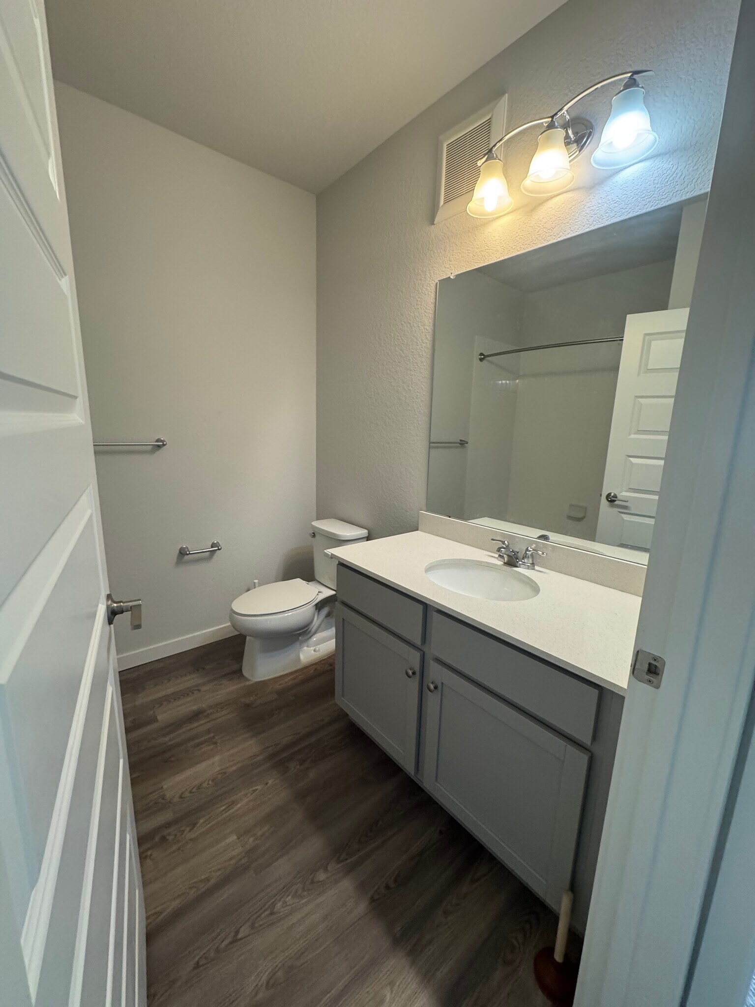 Building Photo - 487 Interlocken Blvd