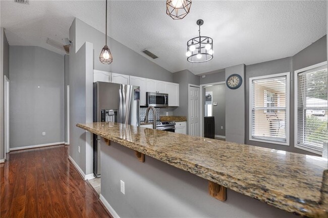 Building Photo - 4242 Cactus Ln