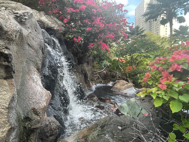 Waterfall - 55 S Kukui St