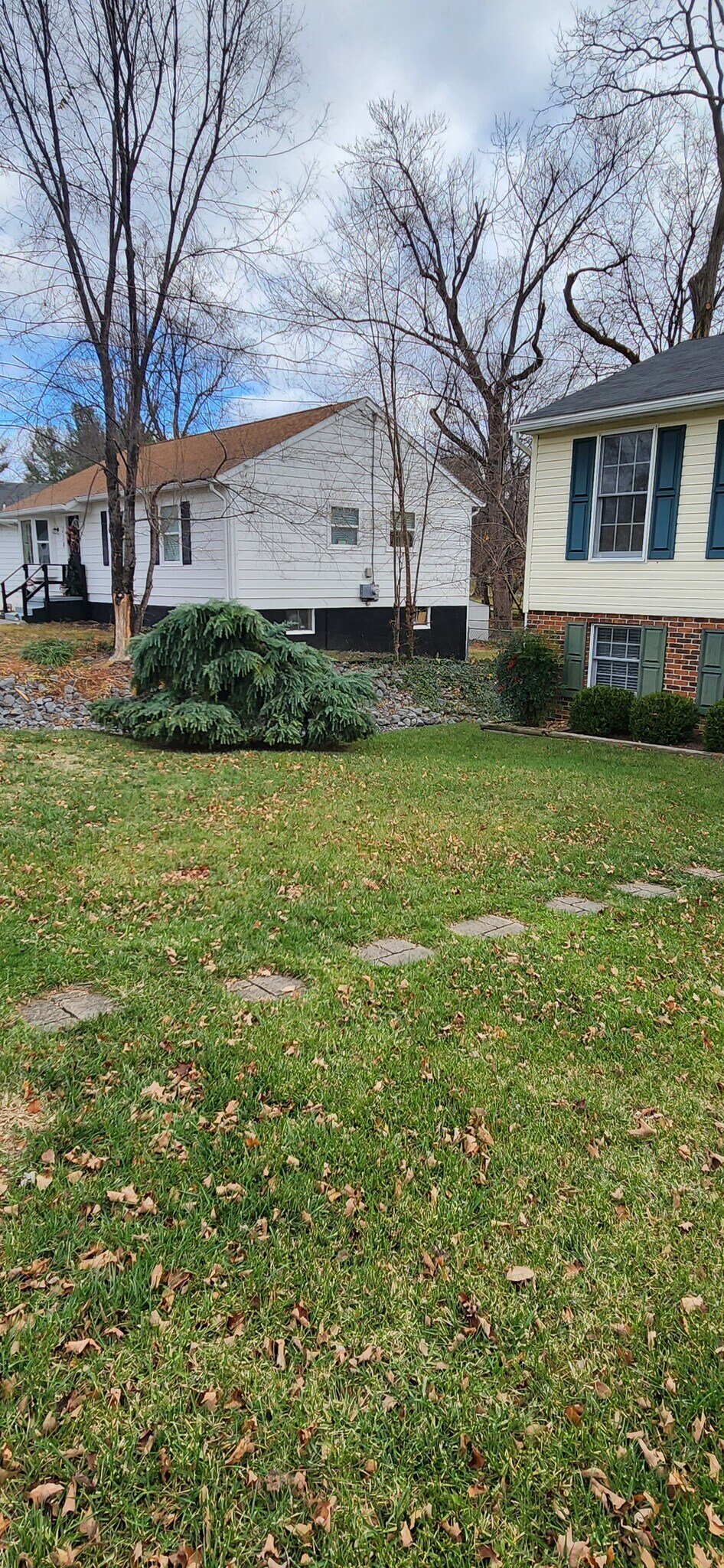 Building Photo - 226 Allison Ave