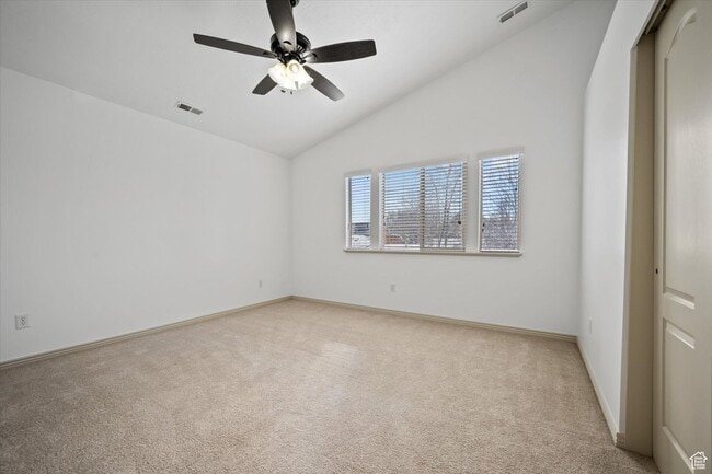 Building Photo - Amazing Cottonwood Heights 4bd/3ba home! G...