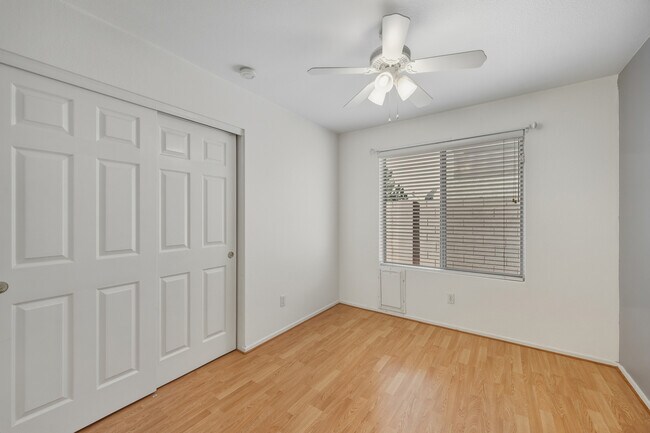 Building Photo - 6978 W Kings Ave