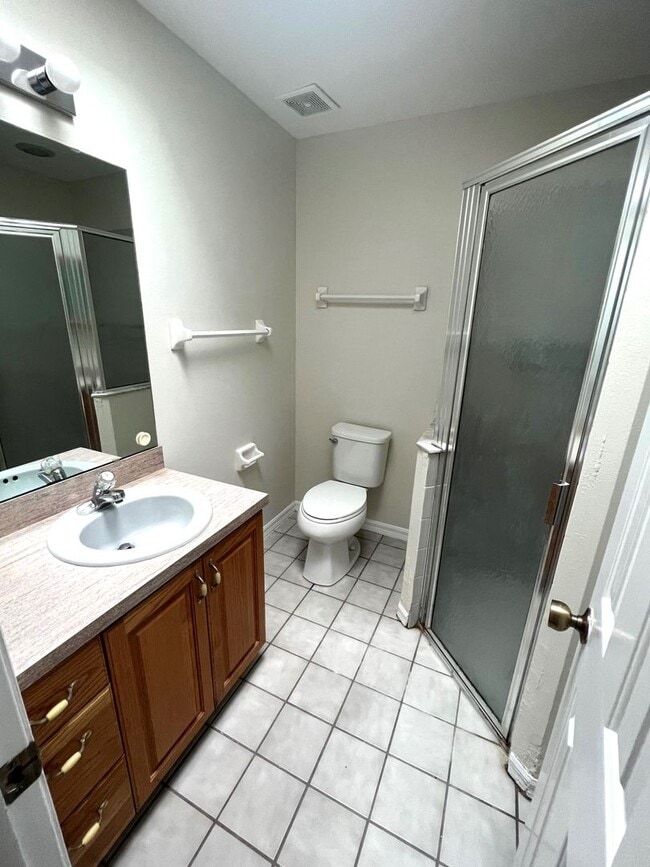 Building Photo - Beautiful 3 Bed/2 Bath Single Family Home In Deltona!!