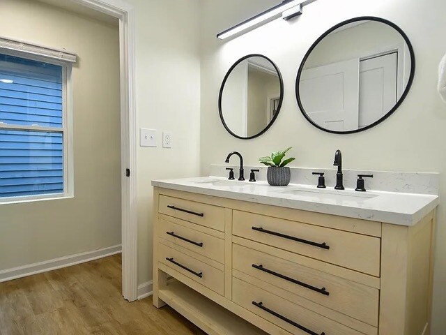 Building Photo - 2217 Lexington Ave