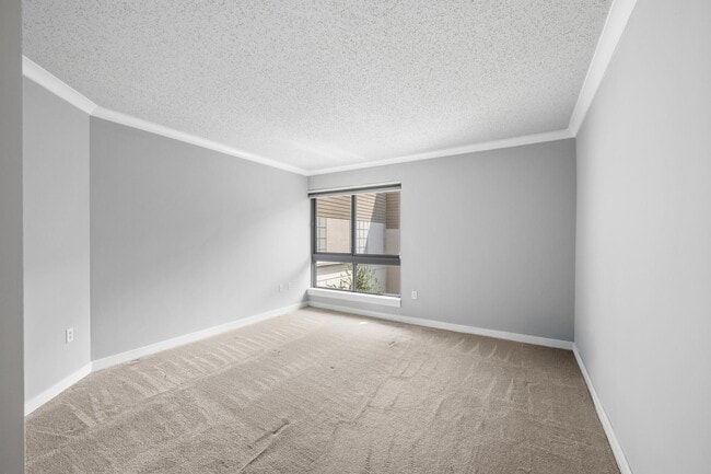 Building Photo - 777 7th St NW