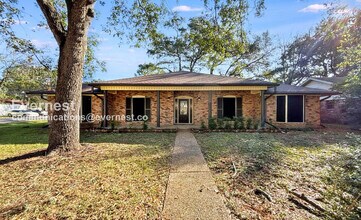 Building Photo - PROMO: Get $500 off the first month’s rent when you sign the lease today!! / Spacious Home with G...