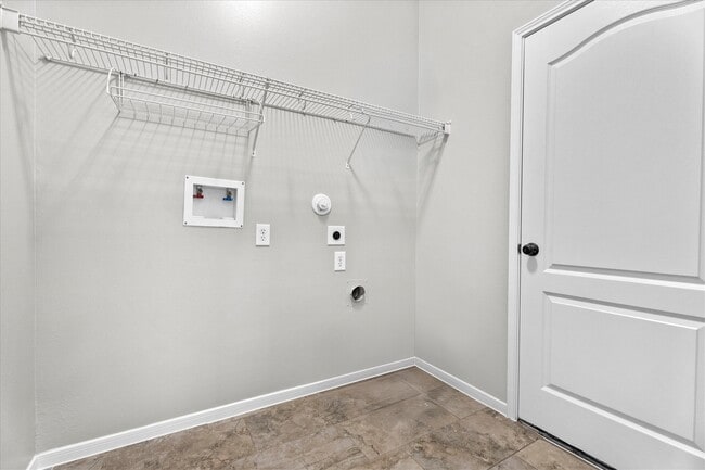 Building Photo - 12719 Hart Hollow Ln