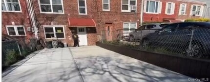 Building Photo - 4-23 Beach 9th St