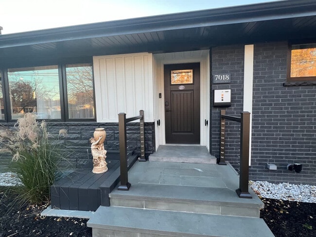 Building Photo - 7018 Le Claire Ave