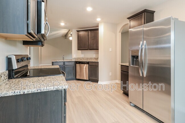 Building Photo - 22044 Angelico Dr