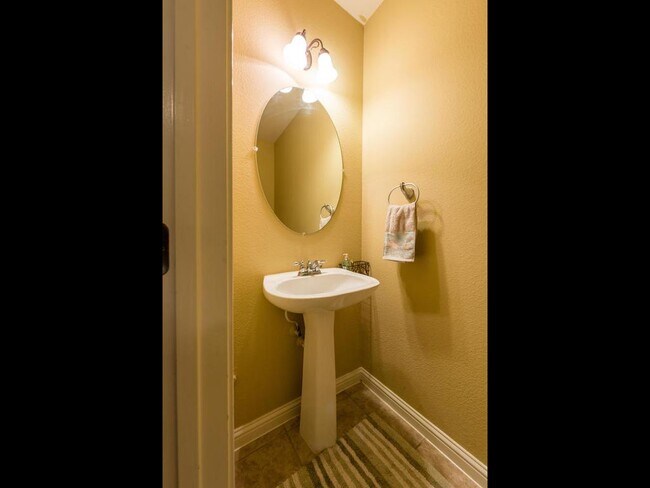 Building Photo - 1104 Winding Creek Pl