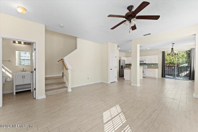 Building Photo - 167 Bay Bridge Dr