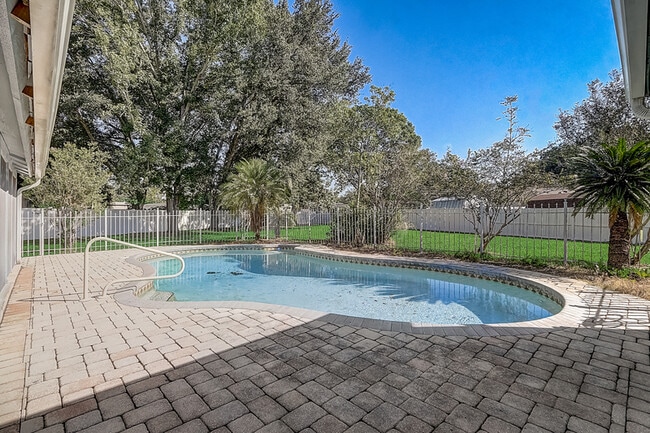 Building Photo - 6320 Edge O Grove Cir