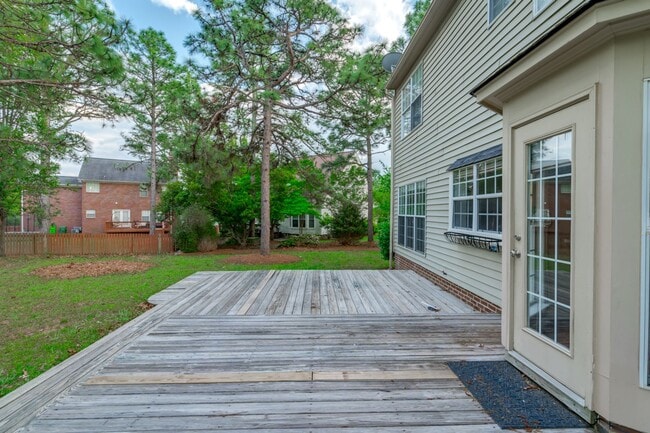 Building Photo - Looking for your dream home in a peaceful ...