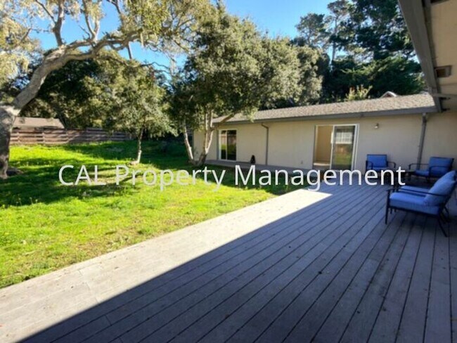 Building Photo - Beautiful 3-Bedroom Pebble Beach Home!