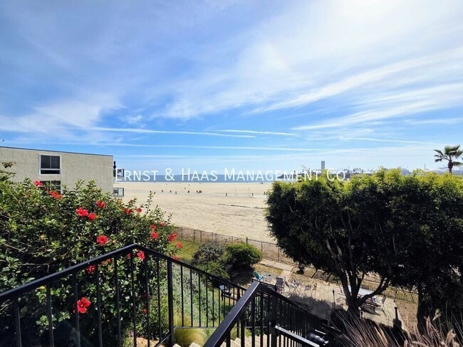 Building Photo - 1030 E Ocean Blvd