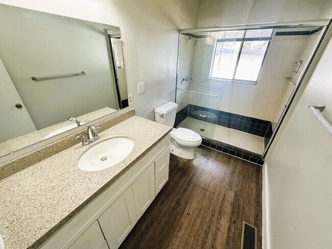 Building Photo - Spacious RANCH Home Available Now! Finishe...