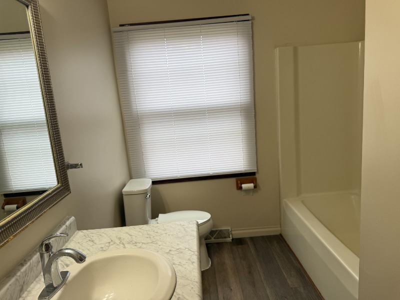 Building Photo - 5814 Laporte Dr