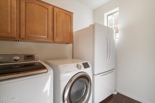 Building Photo - 26036 N 85th Dr