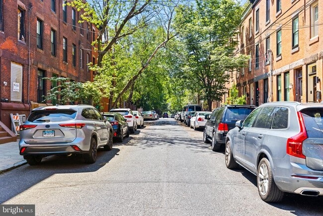 Building Photo - 876 N 23rd St