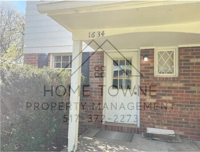 Building Photo - 1632 Greencrest Ave