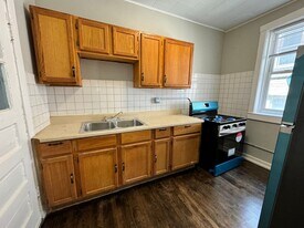 Building Photo - 4908 N Saint Louis Ave