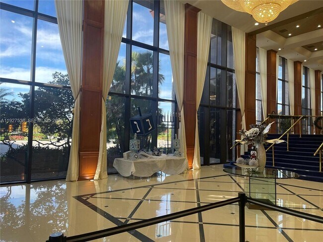 Building Photo - 12850 SW 4th Ct