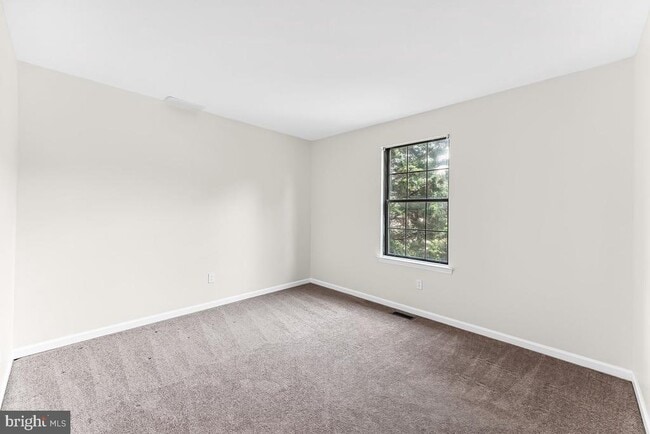 Building Photo - 3204 Stoneham Dr