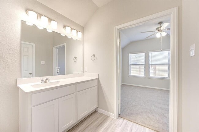 Building Photo - 430 Aurora Creek Ln