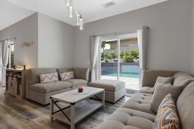 Building Photo - 79575 Camelback Dr