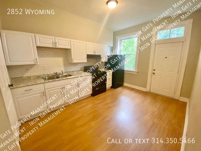 Building Photo - 2852 Wyoming-