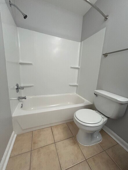 Building Photo - 109 Prescott Place