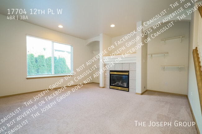 Building Photo - 17704 12th Pl W