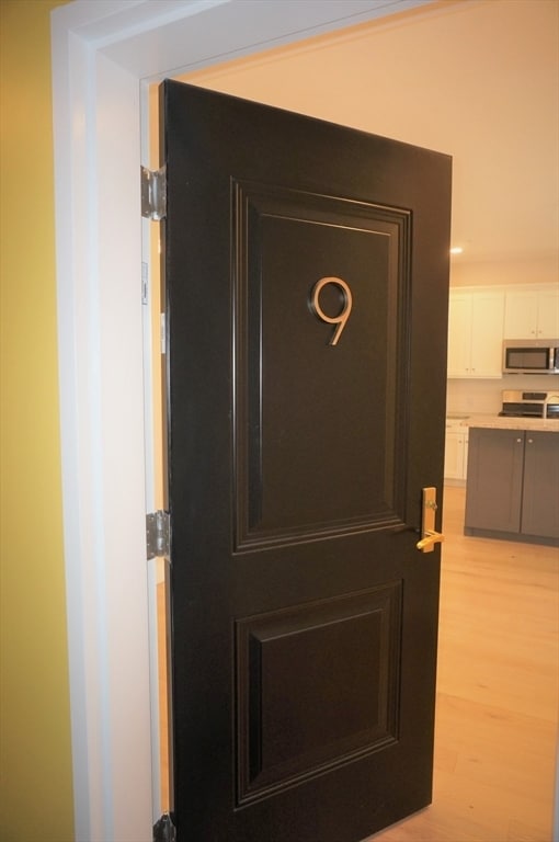 Building Photo - 99 Moody St