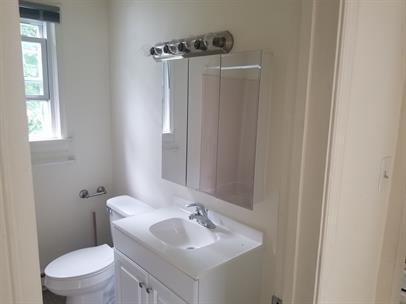 Building Photo - ½ Off Application Fee! Available Now | Charming 2BR Apartment with Spacious Courtyard & Lawn Care...